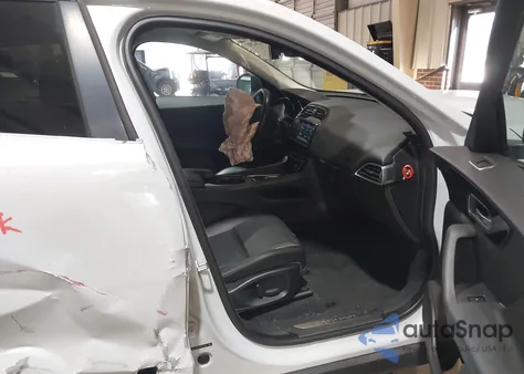 2017 Jaguar F-Pace 35T Premium из США, поврежденный, VIN SADCJ2BV9HA069794